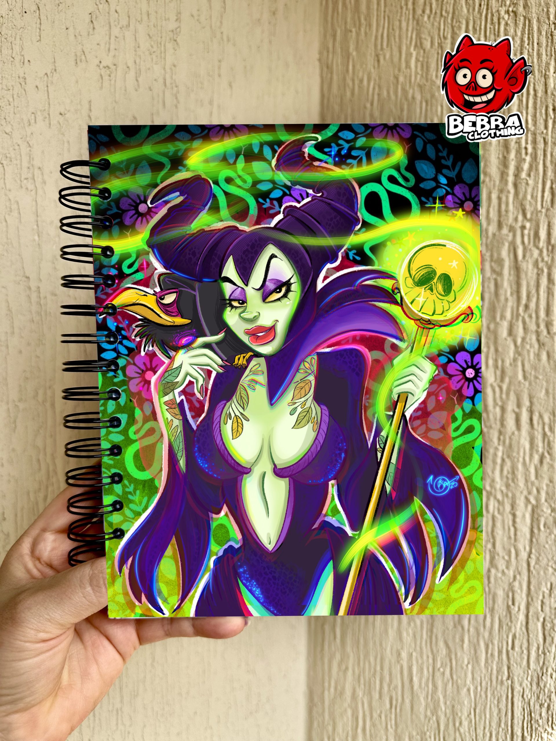 Cuaderno punteado / Maléfica